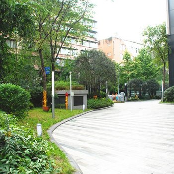 尊城国际公寓