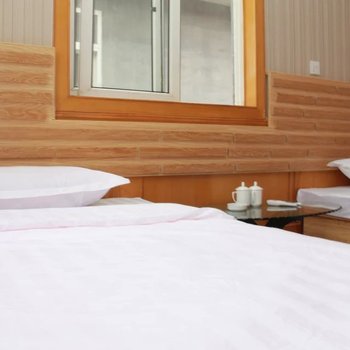 青岛友情客栈崂山风景区店酒店提供图片