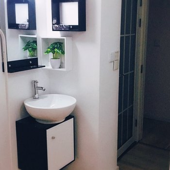 重庆妹子琪琪公寓(福红路分店)酒店提供图片