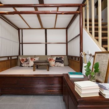 上海我们·1984(乐园附近的创意民宿)复式酒店提供图片