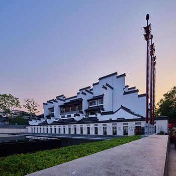 南京夜泊秦淮君亭酒店·大戏院
