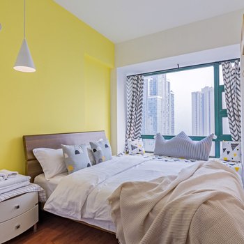 重庆猫头鹰7号·欢聚时光解放碑最中心公寓酒店提供图片