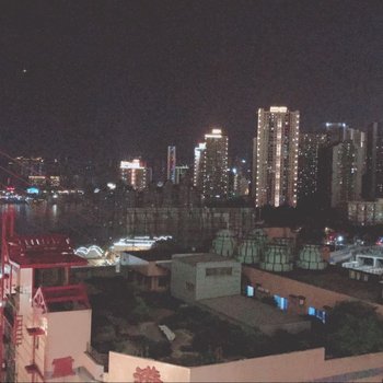 重庆妖精的尾巴普通公寓酒店提供图片