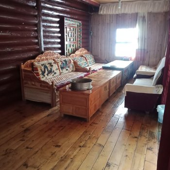 甘孜白玛其珍客栈(中国熊猫大道分店)酒店提供图片