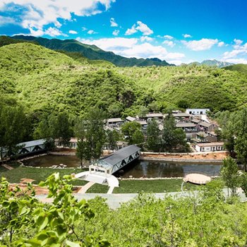 北京清境山里中国民宿
