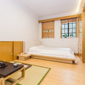 途掌柜.亚瑟公寓(上海番禺路店)