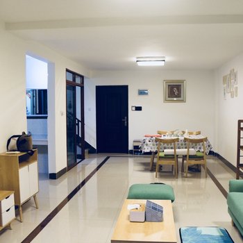 湛江熊孩子他哥公寓(环市路分店)酒店提供图片