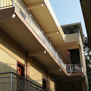 南雄坪岗公寓