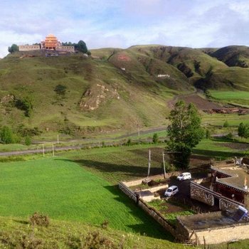 道孚康·丹孜藏家旅行客栈酒店提供图片
