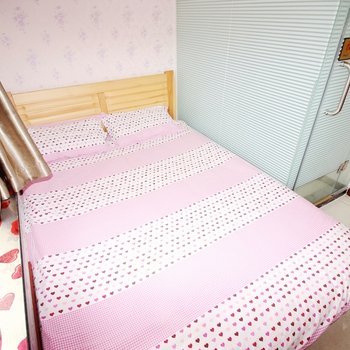 青岛栈桥时尚度假日租房酒店提供图片