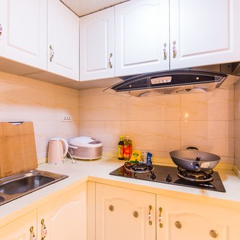 重庆九肆城市民宿解放碑店酒店提供图片