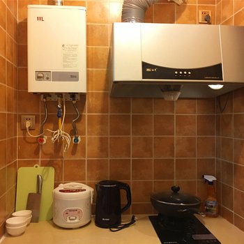 上海我住隔壁我姓王普通公寓(政立路分店)酒店提供图片