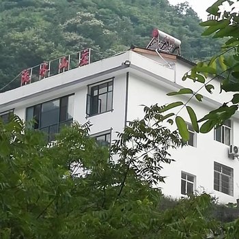 神农架流水山庄酒店提供图片