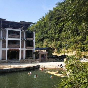 资兴东江湖红庭雅集民宿