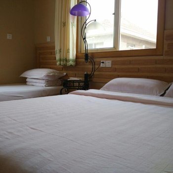 青岛友情客栈崂山风景区店酒店提供图片