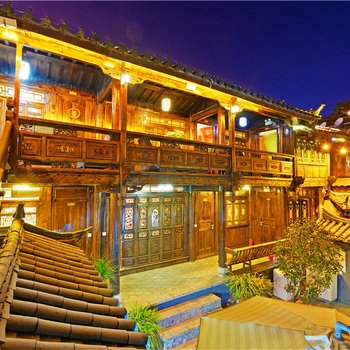 绿蚂蚁客栈(丽江新华街店)