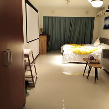 斑斓家公寓(北京朝阳门地铁站店)