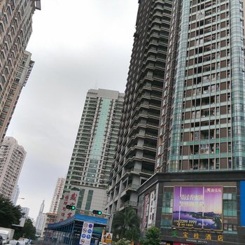 深圳正点太空舱胶囊青年旅社
