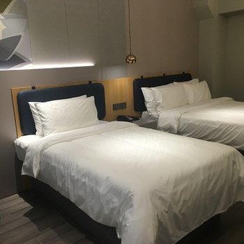 上海如家快捷酒店安远路店酒店提供图片