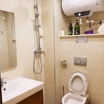 小海螺短租公寓(威海海景路店)酒店提供图片