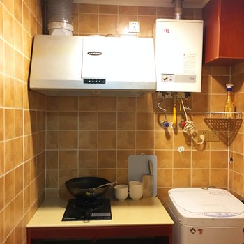 上海我住隔壁我姓王普通公寓(政立路分店)酒店提供图片