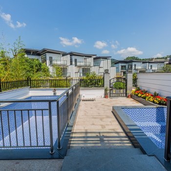 广州从化温泉轰趴主题别墅酒店提供图片