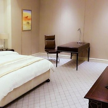 ���ֶ����Ƶ�(�Ϻ�������Ŧ��)(ԭ�ݺ����ط���)�Ƶ��ṩͼƬ