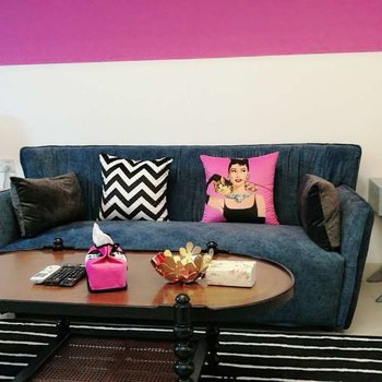 广州羊城小驿复式(工业四路店)酒店提供图片