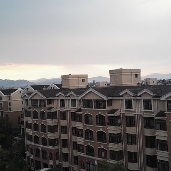 北京唯美五环永定河畔水库绿野环抱欧式近地铁度假别墅酒店提供图片
