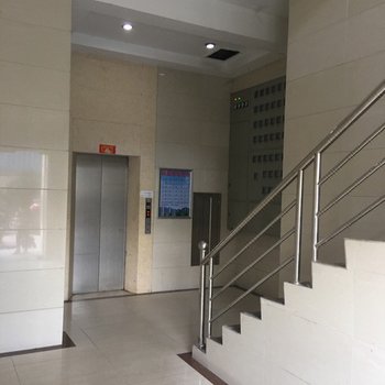 广州情迷爱琴海特色民宿(南岭工业区六横路分店)酒店提供图片