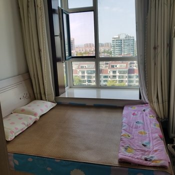 杨银华公寓(蓬莱画河东路店)