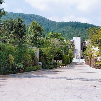 三亚国旗下的房东公寓(立新路分店)
