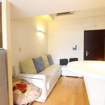 VJHouse 双城馆酒店提供图片
