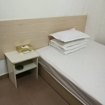 深圳华鑫住宿(元芬新村店)