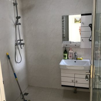 威海温馨的雪儿普通公寓(统一北路店)酒店提供图片