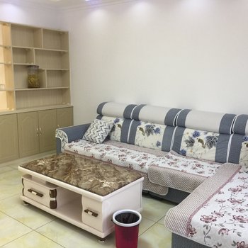 白山松江河长白山西坡换乘中心(新山门)对面公寓(7号店)酒店提供图片