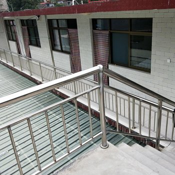 平山驼梁温馨家院