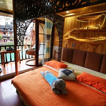 凤凰兄弟人家吊脚楼客栈(旗舰店)酒店提供图片