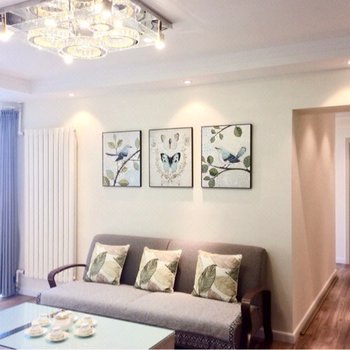 青岛慈眉善目耄耋翁公寓(东海西路与云安路交叉口分店)酒店提供图片