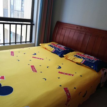 北海躺在床上看海酒店式公寓酒店提供图片