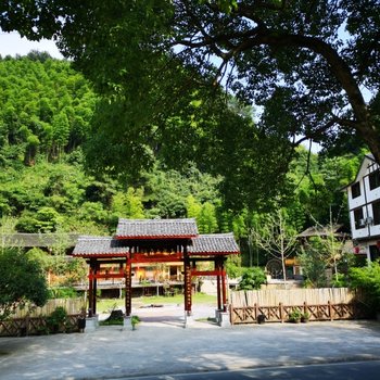 新宁玉龙山庄