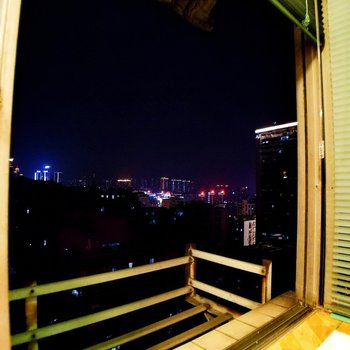重庆小草依然公寓(中山三路分店)酒店提供图片