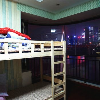 重庆悠悠千寻空中江景青年旅舍洪崖洞店酒店提供图片