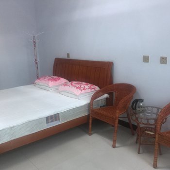 赤峰一然顺农家院