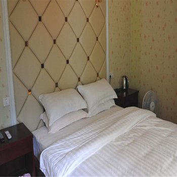 天全川藏驿站酒店提供图片
