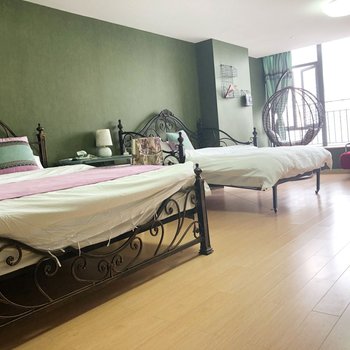 成都红堡特色主题公寓酒店提供图片