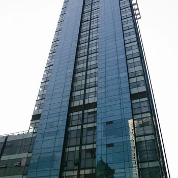 上海地平线世纪时空酒店公寓