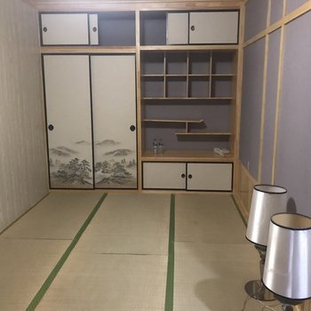 大连斯维登服务公寓(旅顺慧谷假日)