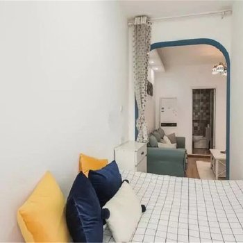 襄阳近万达广场两居室公寓酒店提供图片