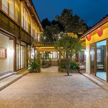 丽江沐蘭遇の汤宿